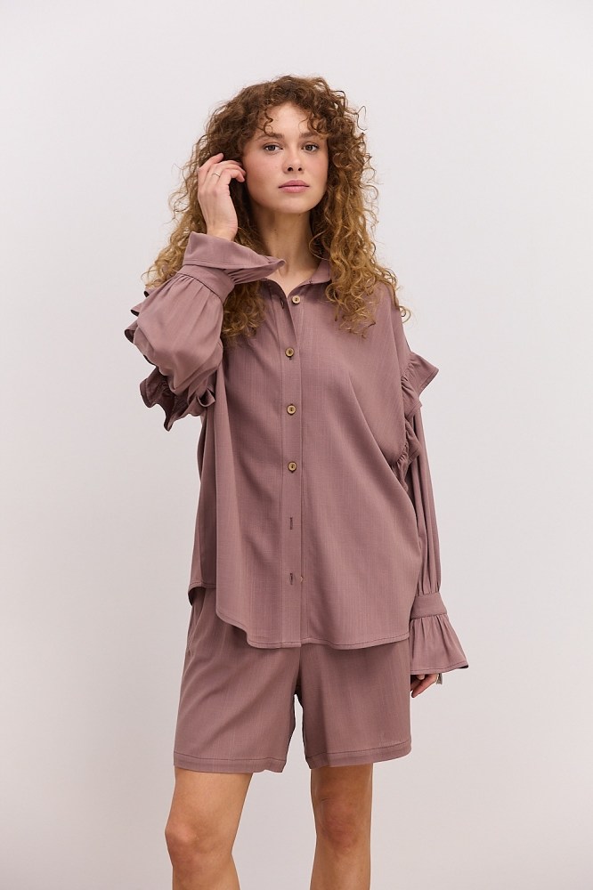 Купить коричневый женский костюм с шортами - фото