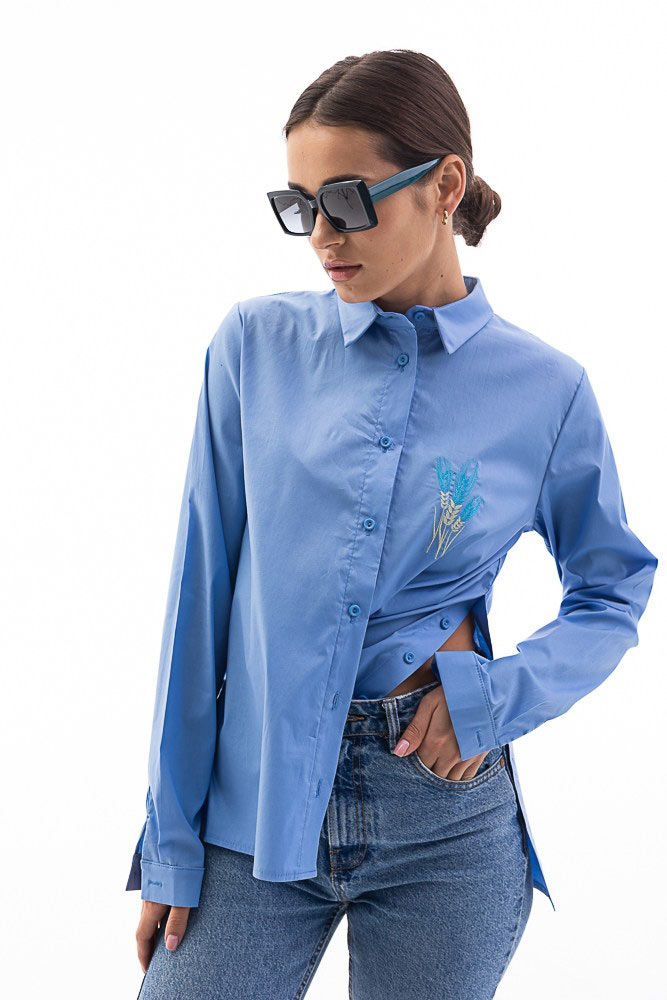Купить голубую женскую рубашку - фото