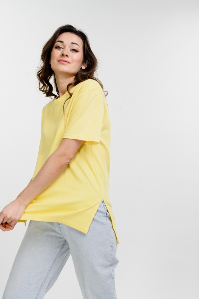 Купить желтую женскую футболку - фото